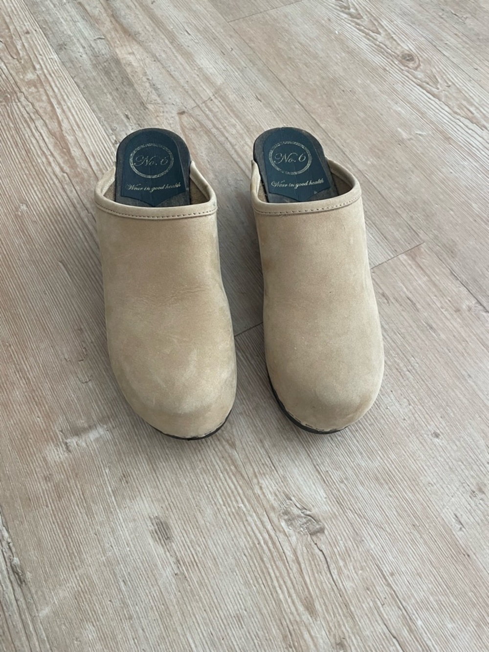 No. 6 Tan Suede Slip-On Clogs 39 (8.5)